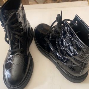 AGL made in Italy boots